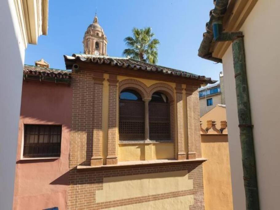 Chic Casa Cathedral At Calle Fresca 2-Bedroom Apartment In Malaga City Center Málaga Exterior foto